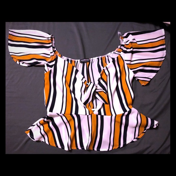 Over the shoulder top - Picture 1 of 1